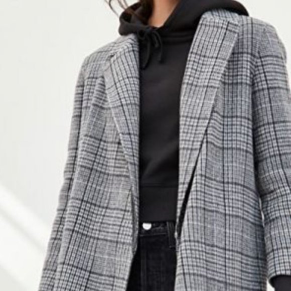 Theory Clairene Weston Plaid Wool/Cashmere Jacket - Picture 2 of 9